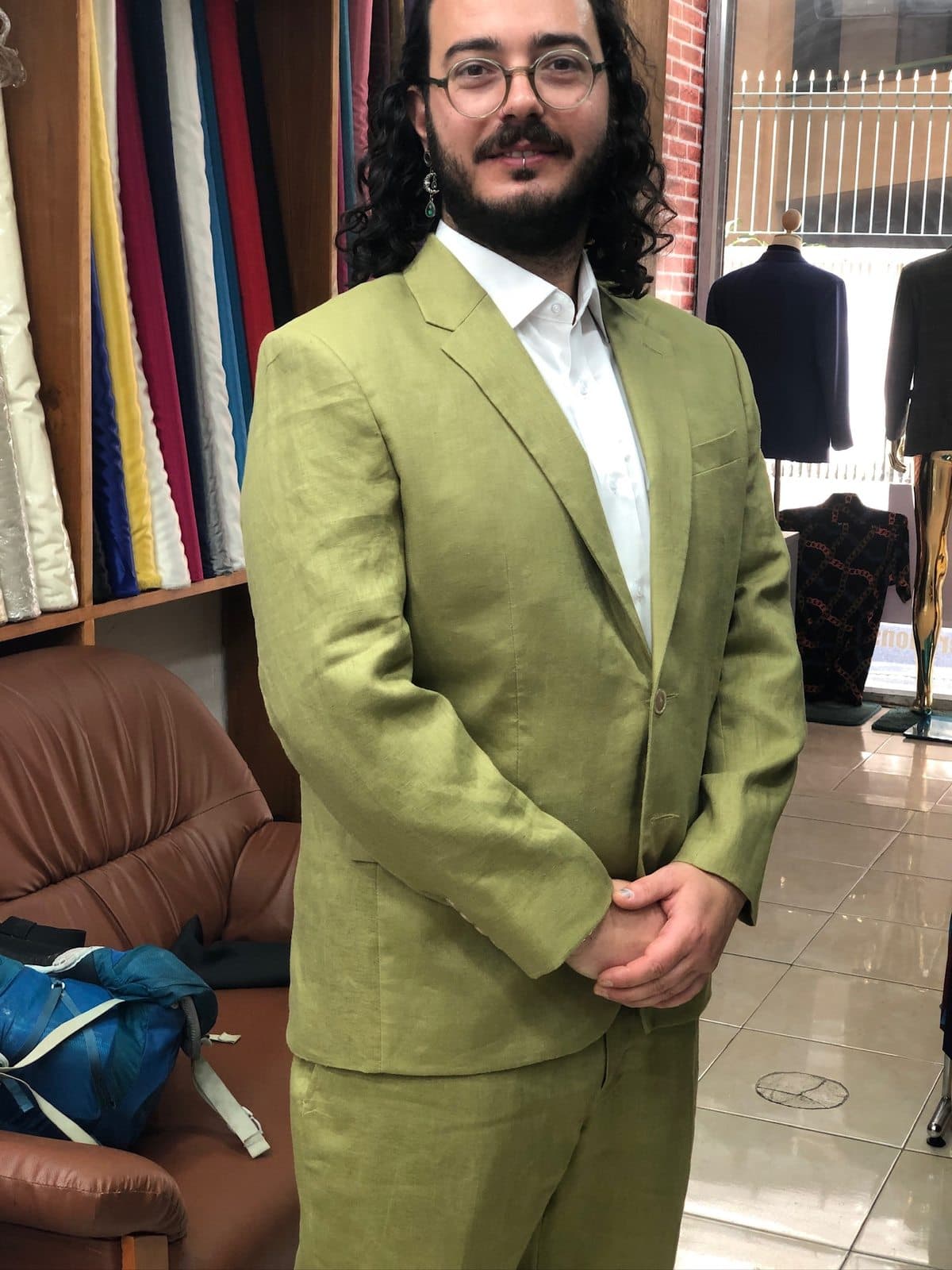 Tailored suit detailing