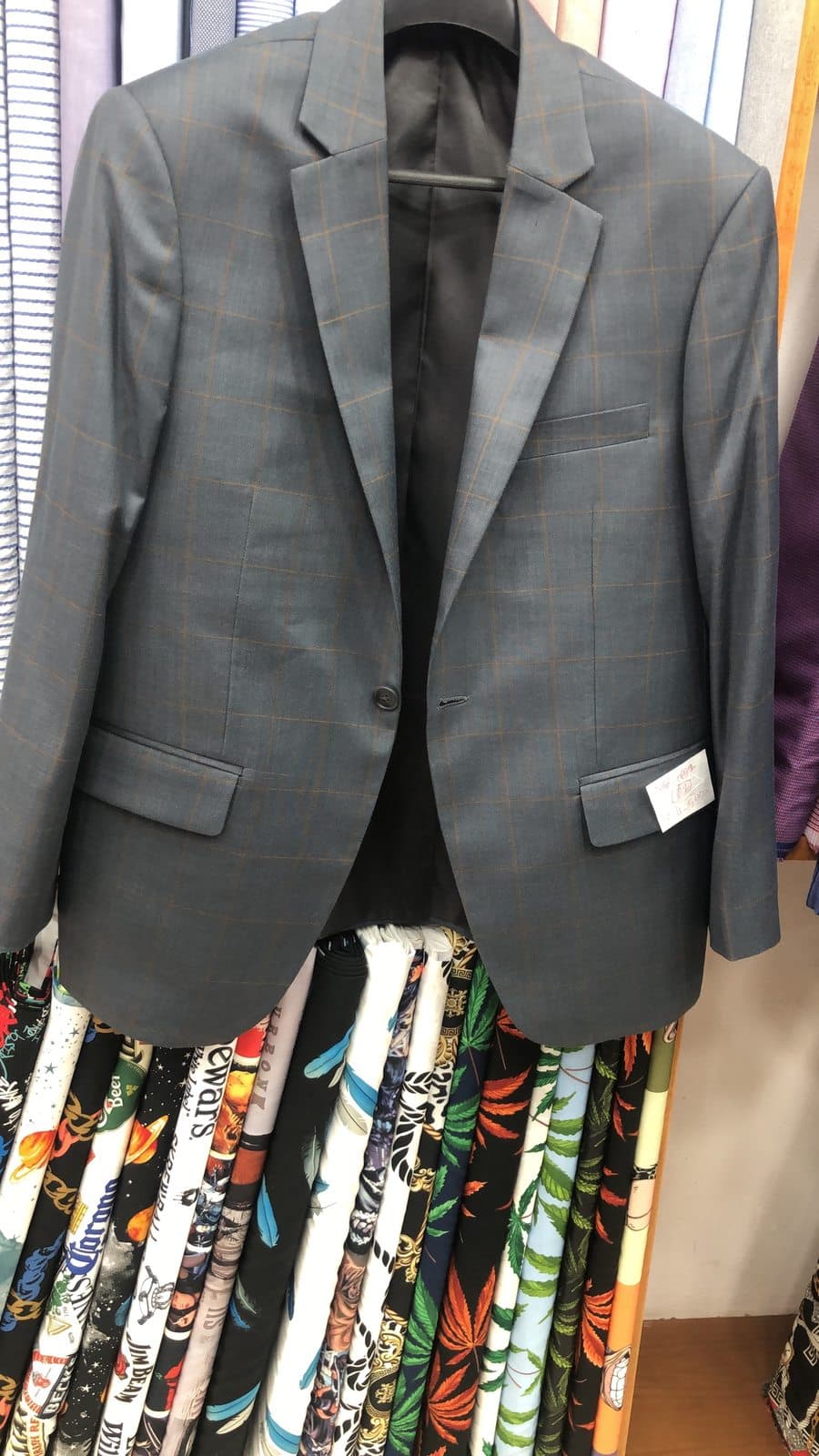 Classic business tailoring photo from the Bang Rak showroom
